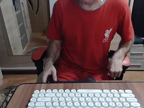 uncutguy01 online show from 1, 11, 2025