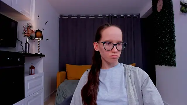 BettyBrowni online show from 3, 3, 2025