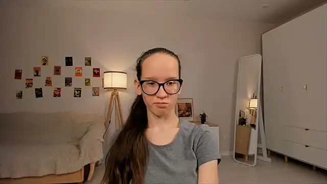 BettyBrowni online show from 9, 3, 2025