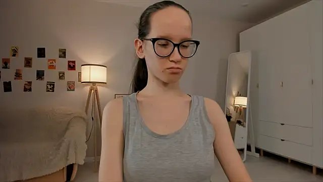 BettyBrowni online show from 21, 3, 2025