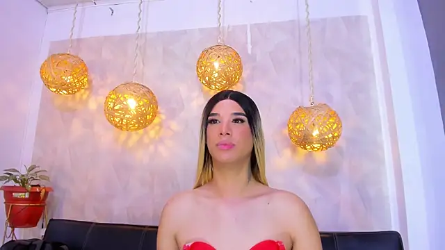 Snapshot of victoria_aleia_ chatting on 6, 1, 2025 victoria aleia online show from 6, 1, 2025