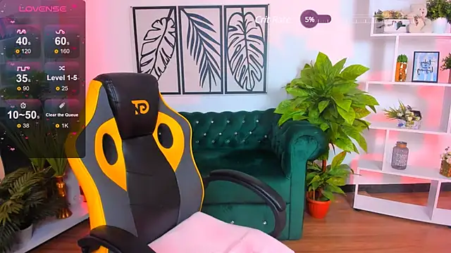 Viola  Shy online show from 8, 3, 2025