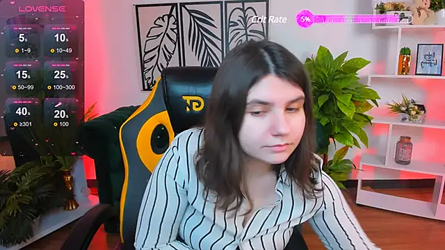 Viola  Shy online show from 14, 3, 2025