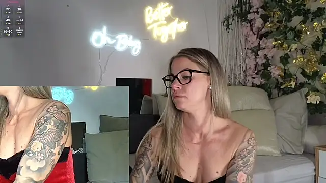 Snapshot of Tatjana_Sue chatting on 9, 12, 2024 Tatjana Sue online show from 9, 12, 2024