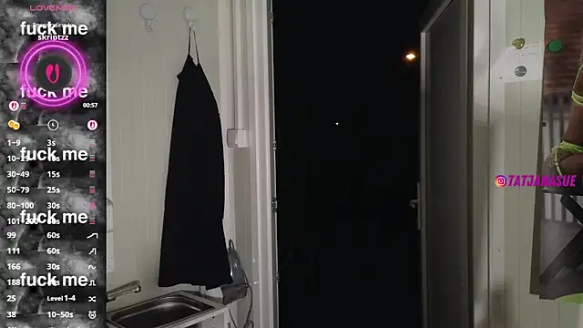 Snapshot of Tatjana_Sue chatting on 11, 3, 2025 Tatjana Sue online show from 11, 3, 2025