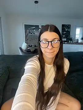 Wildberry  online show from 16, 2, 2025