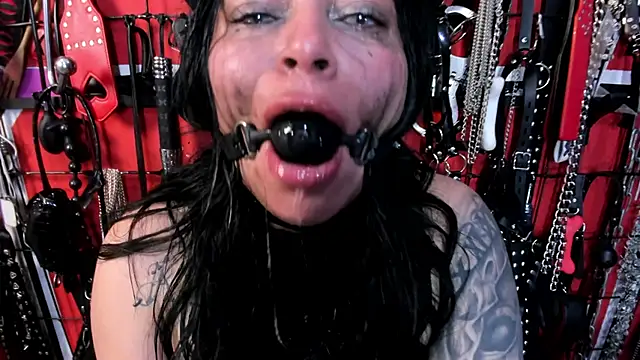 sadistic aradia online show from 8, 3, 2026