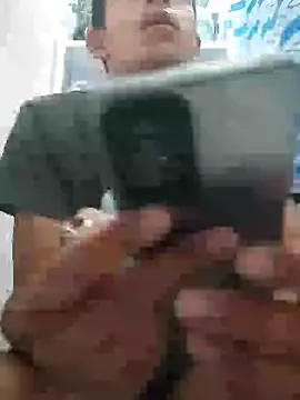 Snapshot of Leonul chatting on 29, 12, 2024 Leonul online show from 29, 12, 2024