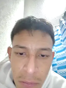 Snapshot of Leonul chatting on 12, 1, 2025 Leonul online show from 12, 1, 2025