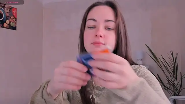 Snapshot of cClandesTina chatting on 6, 11, 2025 cClandesTina online show from 6, 11, 2025