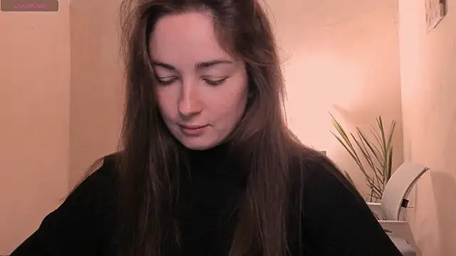 Snapshot of cClandesTina chatting on 9, 11, 2025 cClandesTina online show from 9, 11, 2025