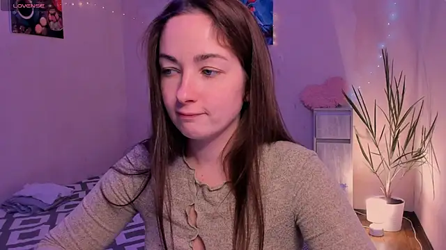 Snapshot of cClandesTina chatting on 14, 11, 2025 cClandesTina online show from 14, 11, 2025