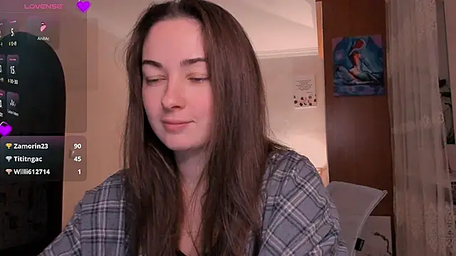 Snapshot of cClandesTina chatting on 4, 12, 2025 cClandesTina online show from 4, 12, 2025