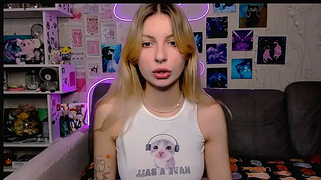 Maria Hunt online show from 7, 12, 2024