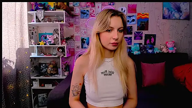 Maria Hunt online show from 5, 2, 2025