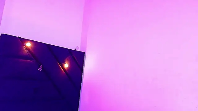 Snapshot of littleebluee chatting on 28, 7, 2026 littleebluee online show from 28, 7, 2026