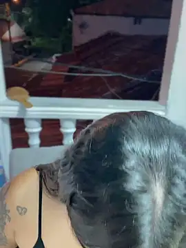 Pretty Isadora online show from 23, 2, 2025