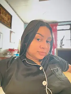 Pretty Isadora online show from 23, 2, 2025