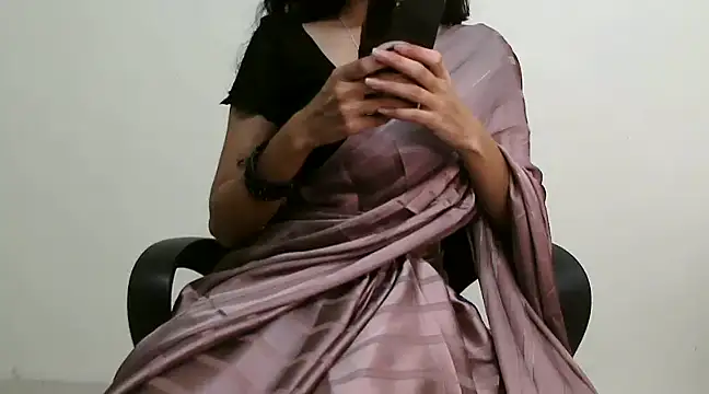 Snapshot of lololips chatting on 22, 12, 2024 lololips online show from 22, 12, 2024