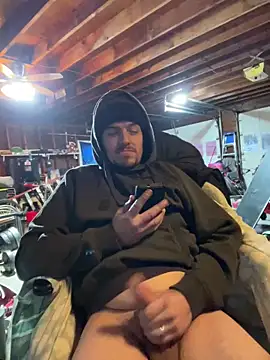 Snapshot of joeycbigcock chatting on 24, 12, 2024 joeycbigcock online show from 24, 12, 2024