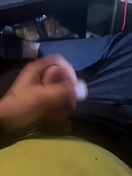 Snapshot of joeycbigcock chatting on 4, 1, 2025 joeycbigcock online show from 4, 1, 2025