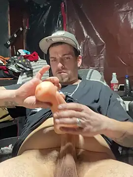 Snapshot of joeycbigcock chatting on 15, 3, 2025 joeycbigcock online show from 15, 3, 2025