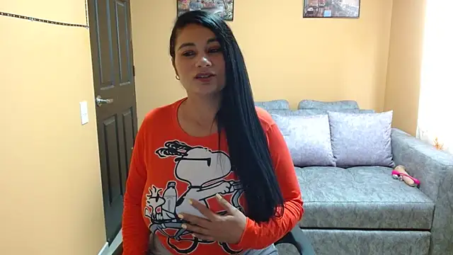 Snapshot of Kerly_Lopez chatting on 25, 1, 2025 Kerly Lopez online show from 25, 1, 2025