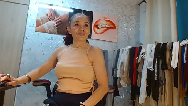 Samantabrown  online show from 10, 4, 2026