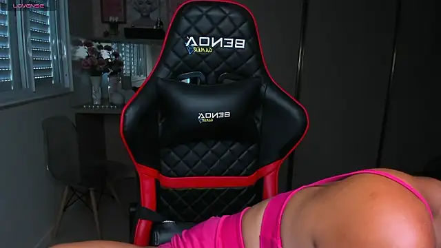 ivyy scott online show from 26, 2, 2026