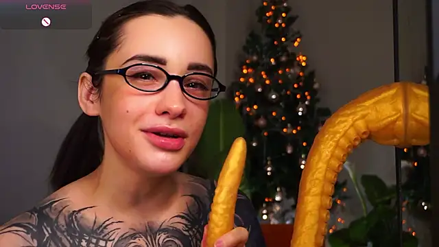 Snapshot of EvaCanton chatting on 19, 1, 2026 EvaCanton online show from 19, 1, 2026