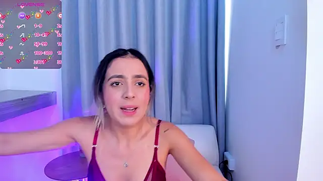Snapshot of Lucyortiz_ chatting on 20, 2, 2025 Lucyortiz  online show from 20, 2, 2025
