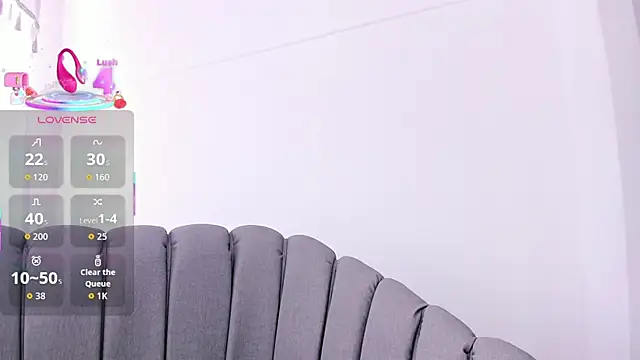 Alexandra Torress online show from 12, 11, 2025