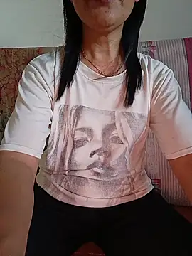 Snapshot of Asian_girl13 chatting on 7, 6, 2026 Asian girl13 online show from 7, 6, 2026