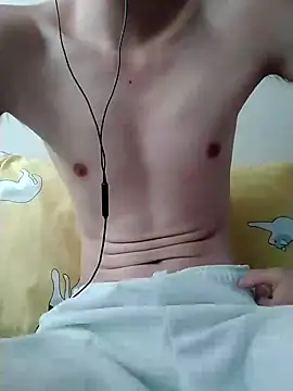 Snapshot of YAY-1 chatting on 5, 12, 2024 YAY-1 online show from 5, 12, 2024