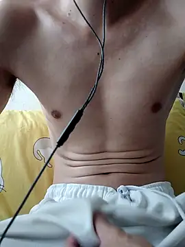 Snapshot of YAY-1 chatting on 5, 12, 2024 YAY-1 online show from 5, 12, 2024