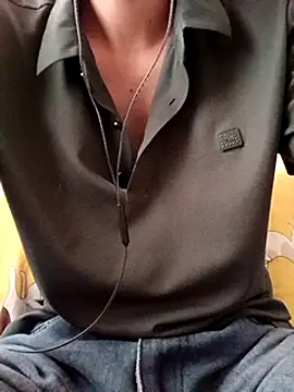 Snapshot of YAY-1 chatting on 14, 12, 2024 YAY-1 online show from 14, 12, 2024