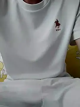 Snapshot of YAY-1 chatting on 21, 12, 2024 YAY-1 online show from 21, 12, 2024