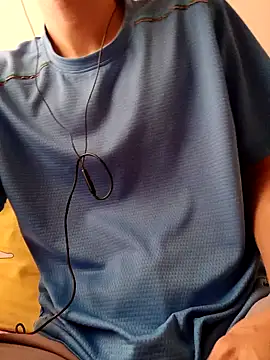 Snapshot of YAY-1 chatting on 29, 12, 2024 YAY-1 online show from 29, 12, 2024