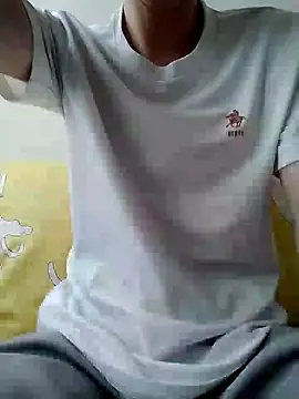 Snapshot of YAY-1 chatting on 1, 1, 2025 YAY-1 online show from 1, 1, 2025