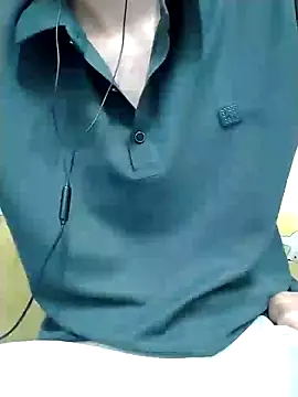 Snapshot of YAY-1 chatting on 13, 1, 2025 YAY-1 online show from 13, 1, 2025