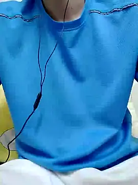 Snapshot of YAY-1 chatting on 21, 1, 2025 YAY-1 online show from 21, 1, 2025