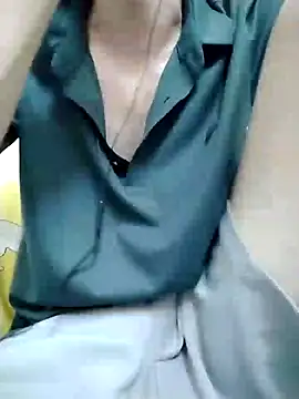 Snapshot of YAY-1 chatting on 22, 1, 2025 YAY-1 online show from 22, 1, 2025