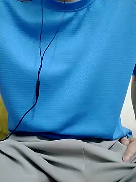 Snapshot of YAY-1 chatting on 17, 2, 2025 YAY-1 online show from 17, 2, 2025