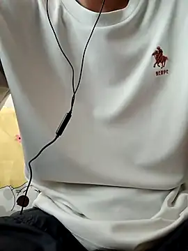 Snapshot of YAY-1 chatting on 21, 2, 2025 YAY-1 online show from 21, 2, 2025