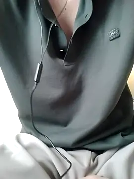 Snapshot of YAY-1 chatting on 23, 2, 2025 YAY-1 online show from 23, 2, 2025