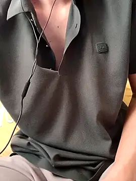 Snapshot of YAY-1 chatting on 23, 2, 2025 YAY-1 online show from 23, 2, 2025