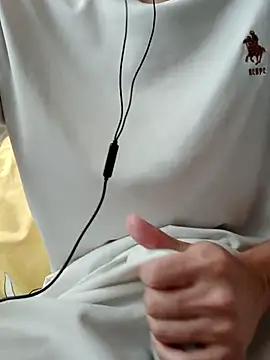 Snapshot of YAY-1 chatting on 24, 2, 2025 YAY-1 online show from 24, 2, 2025