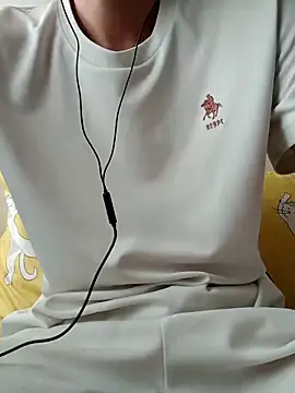 Snapshot of YAY-1 chatting on 26, 2, 2025 YAY-1 online show from 26, 2, 2025