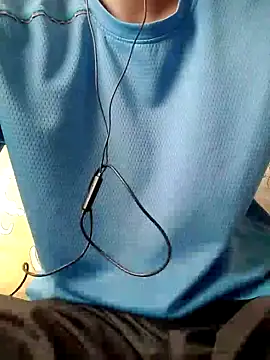 Snapshot of YAY-1 chatting on 28, 2, 2025 YAY-1 online show from 28, 2, 2025