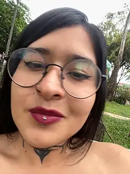 Snapshot of ZTahya chatting on 18, 11, 2025 ZTahya online show from 18, 11, 2025